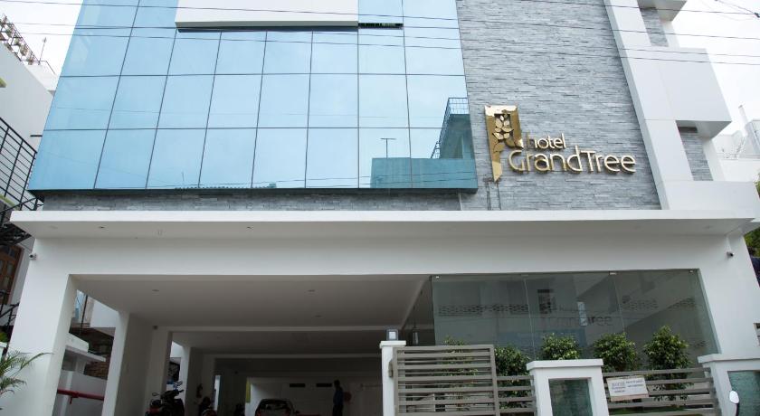 Hotel Grand Tree