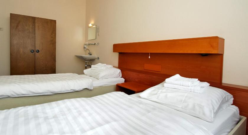 Bilde av Tomannsrom Economy med felles bad (Economy Twin Room with Shared Bathroom) 1