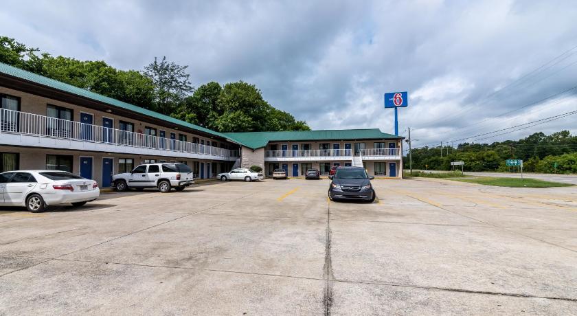 Motel 6-Attalla, AL