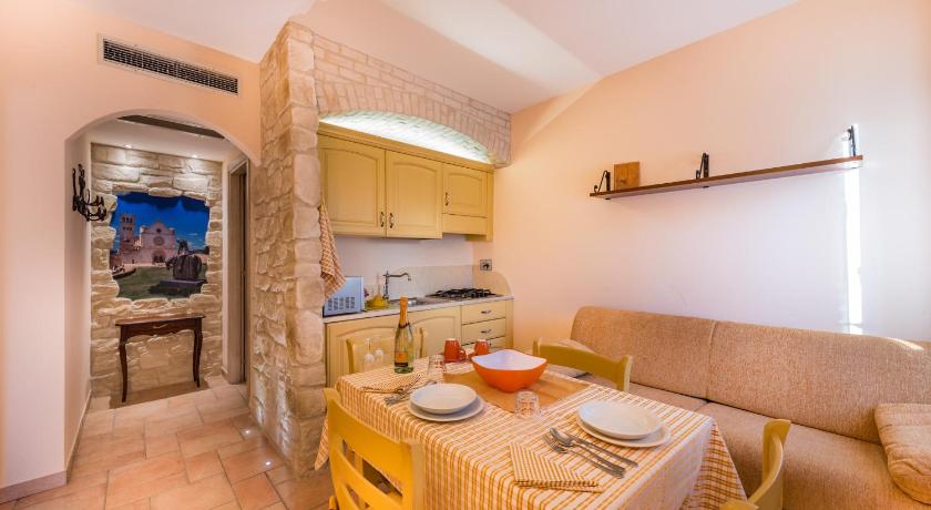 아시시 안티카 폰테 (Antica Fonte) 4성급 게스트하우스 레스토랑