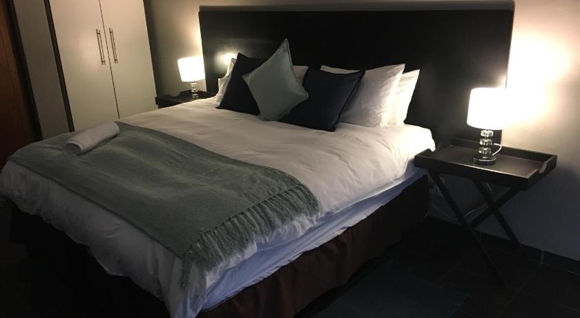 Image of Double Room with Private Bathroom 1