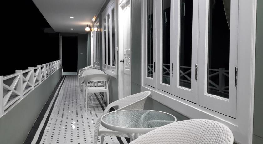 Image of Deluxe Twin Room 1