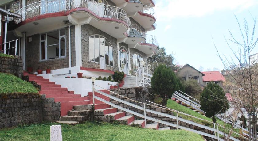 Hotel Victoriya Palace - image 37