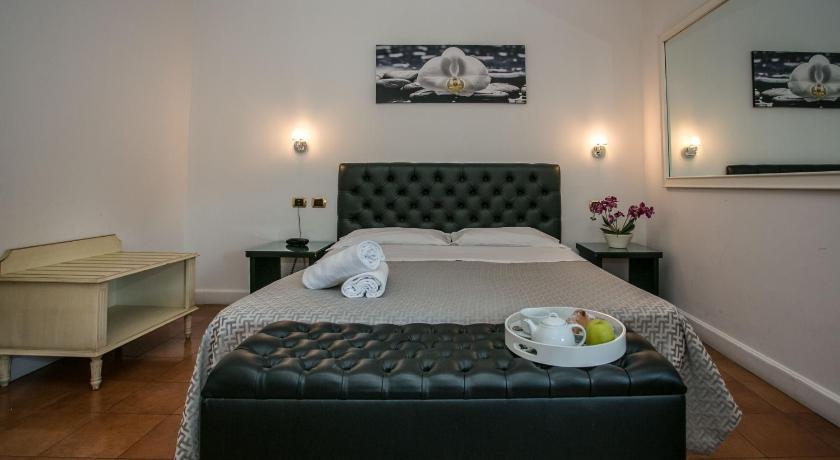 Image of Deluxe Double or Twin Room 1