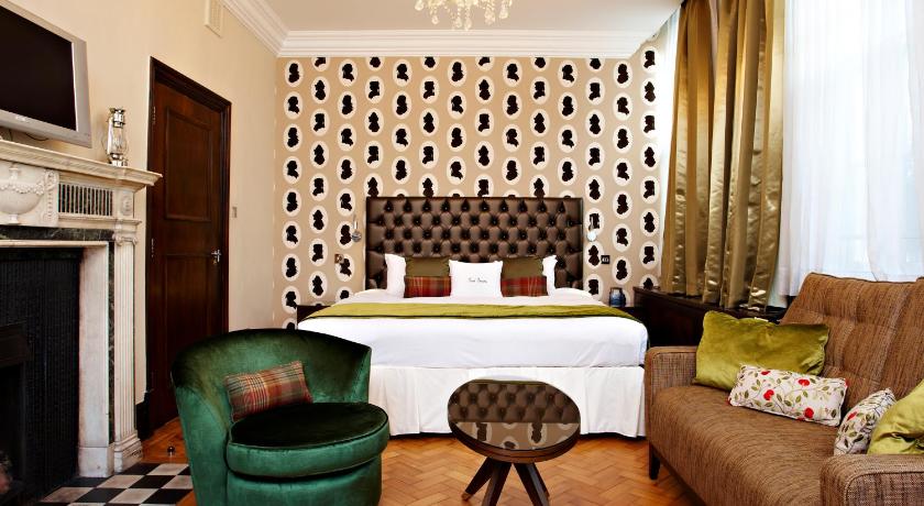 Image of King Magistrate Suite 1