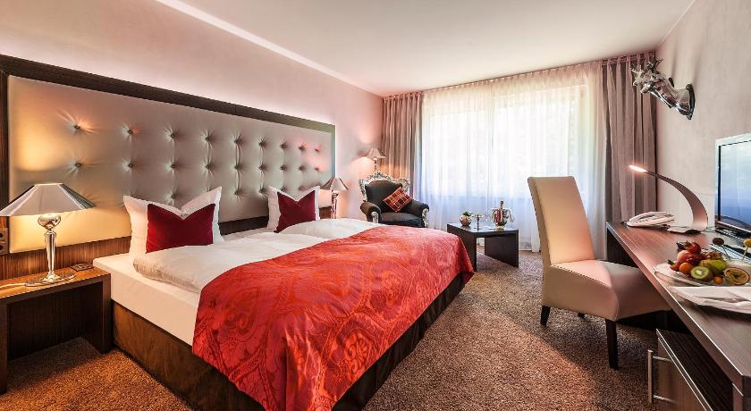 Romantik Hotel Schloss Rettershof photo