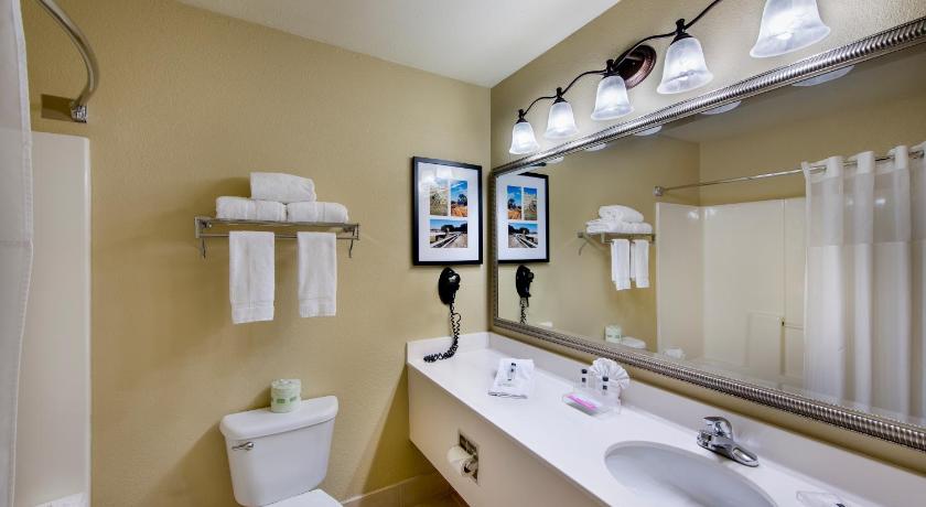 Country Inn & Suites by Radisson, Greeley, CO