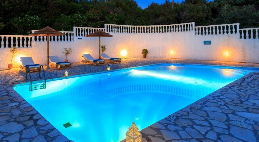 Find Tranquility at Villa Quietude A Stunning Beachfront Villa Rental photo