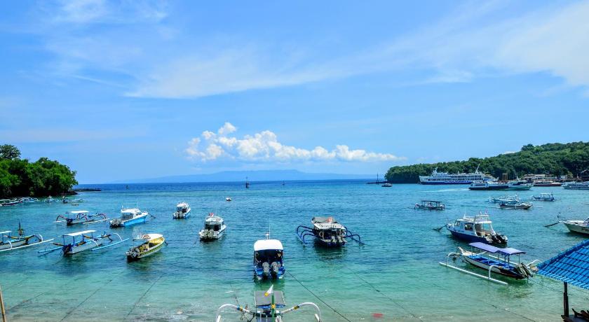 Padangbai Beach Homestay photo