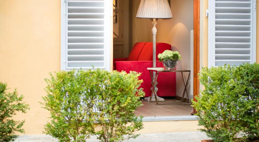 MDR NumberSix Suites photo