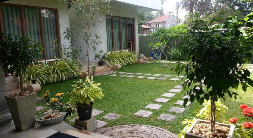 Green Wood Villa Negombo - image 44