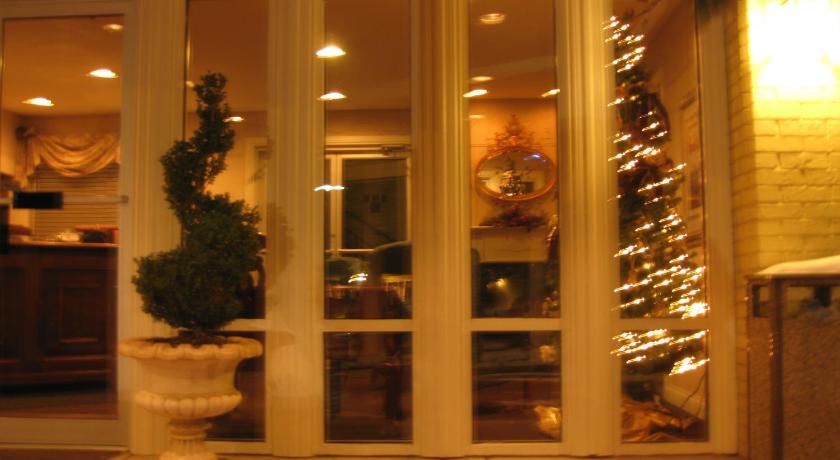 Kirkwood Inn photo