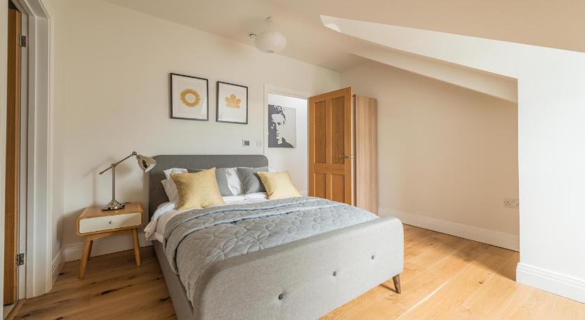 Hampden Apartments - The Elizabeth photo