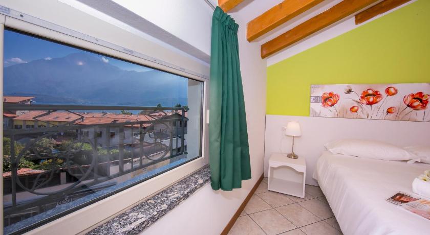 Residence Riva del Lario photo