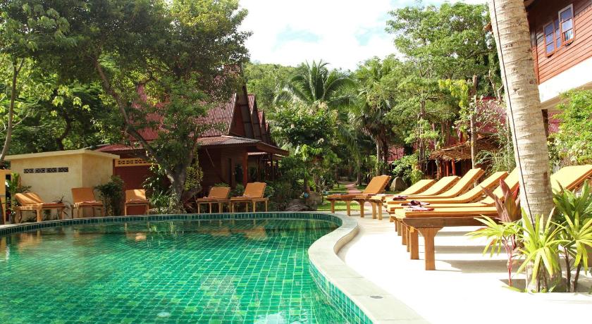 Longtail Beach Resort photo