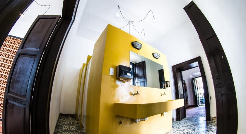 Image of Bed in 4-Bed Mixed Dormitory Room 1