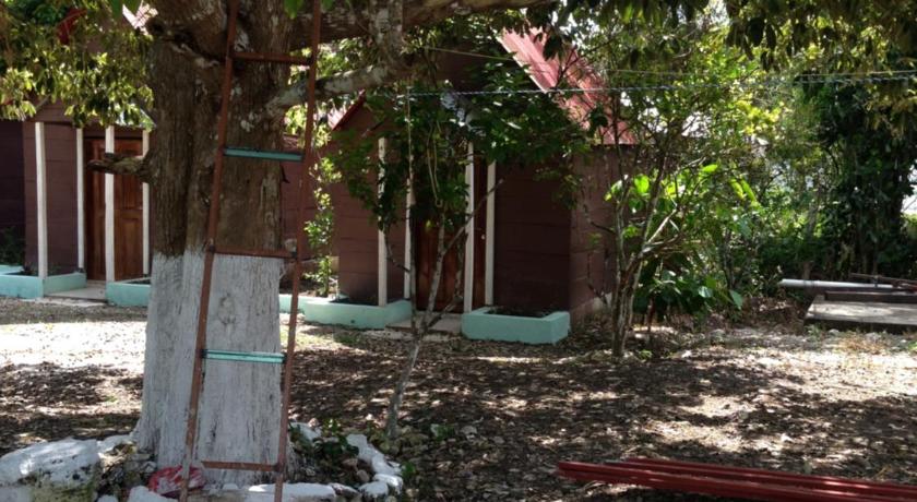 Cabanas chaac calakmul photo