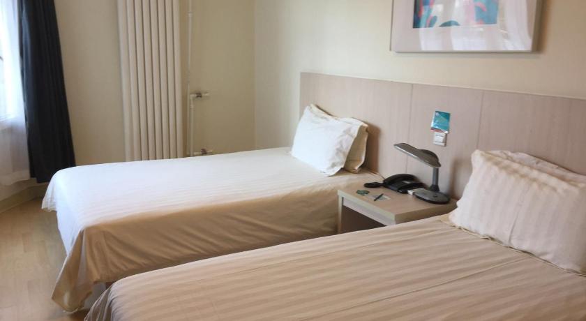 Image of Mainland Chinese Twin Room 3