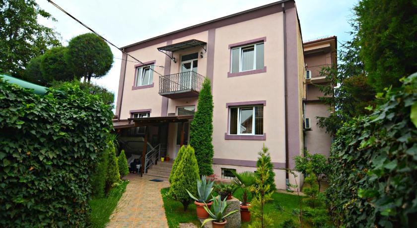 Guest House Via photo