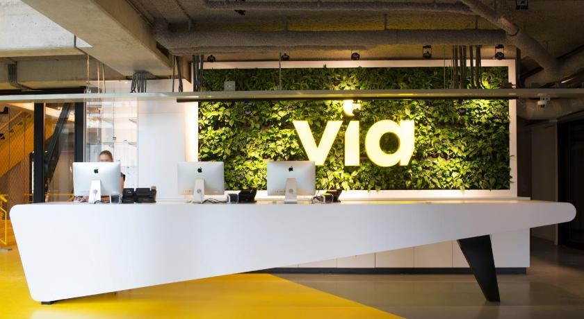 Lobby, Via Amsterdam in Diemen