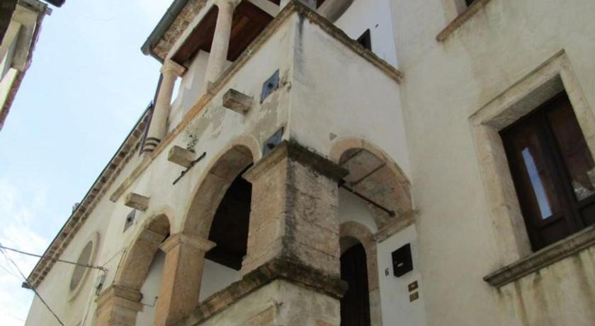 Magnifica Casa