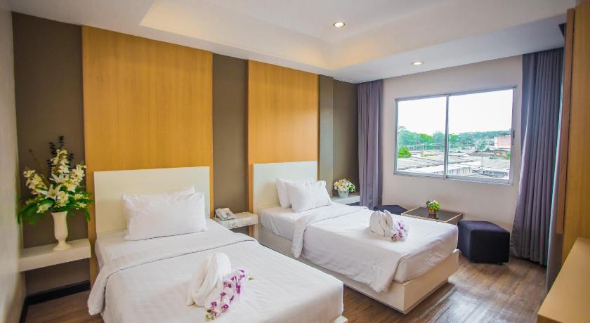 Image of Deluxe Twin Beds 1