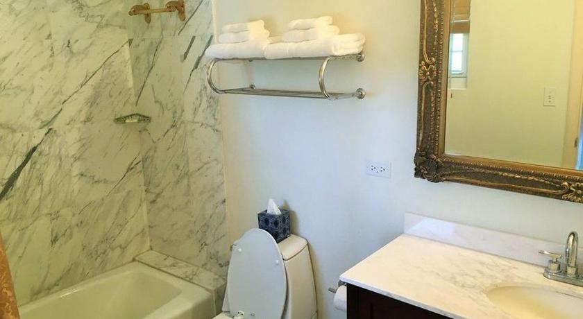 Image of Topaz Room 2