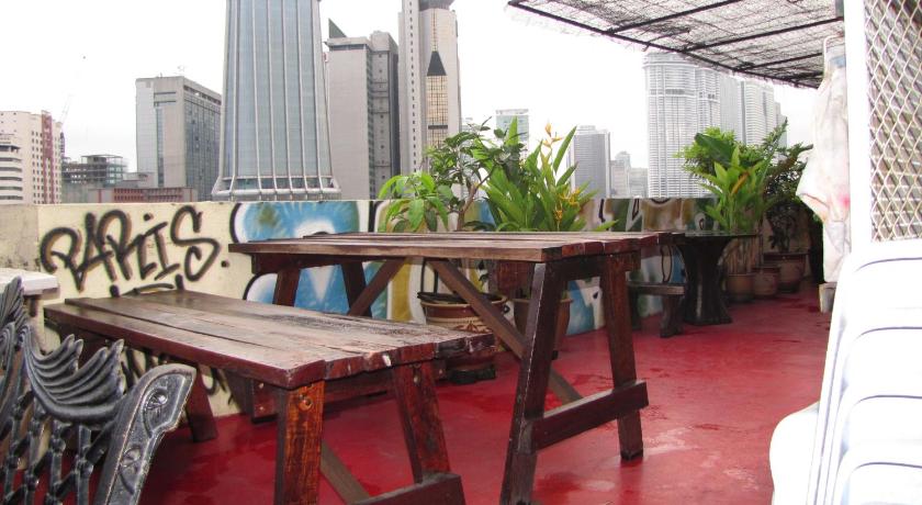 Oasis Guest House - image 2
