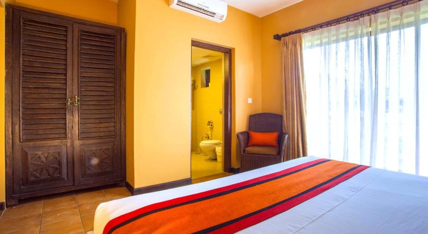Image of Family Suite with Balcony 12