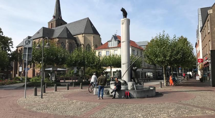 Hotel Rheinischer Hof photo