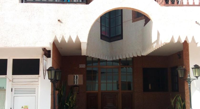 Case fuerteventura calle bajo Amarillo 27-C photo