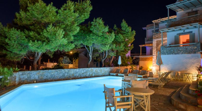 Yperia Hotel photo