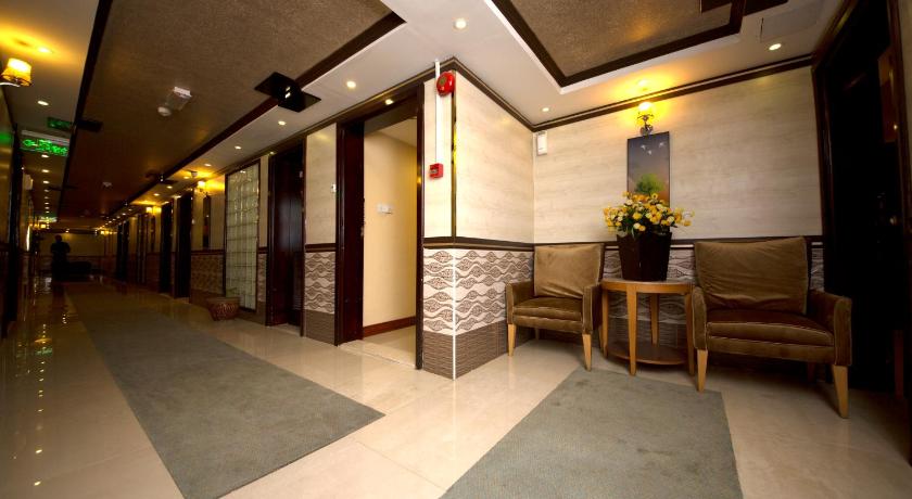 Mount Royal Hotel - image 13