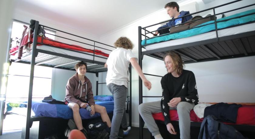 Alpine Sports Lodge photo