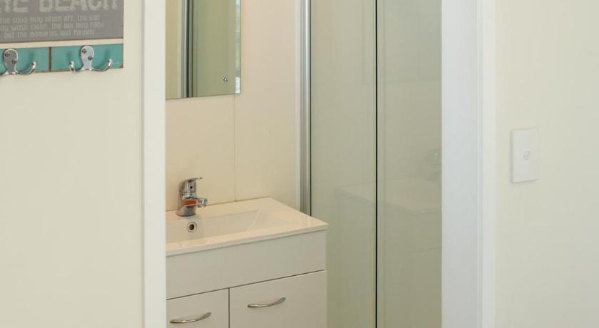 Image of Family Studio - Units 13, 14 or 15 2