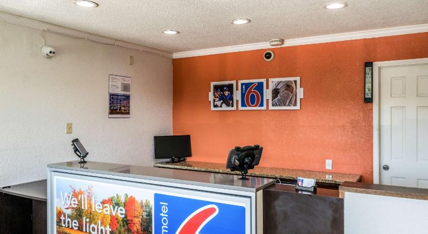 Motel 6 Florence, KY - Cincinnati Airport photo