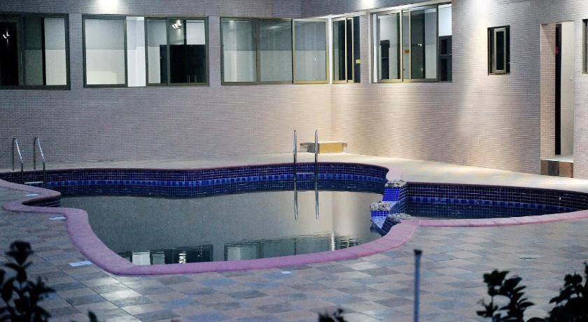 Tomreik Hotel — Hotel in Accra