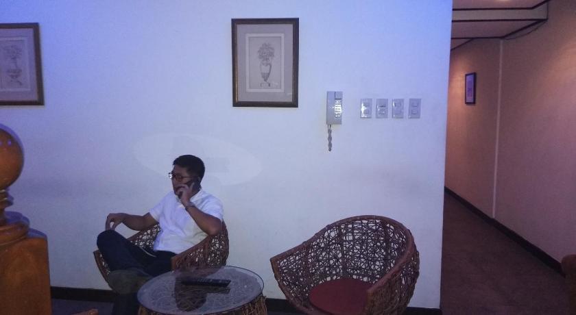 Eustacia Suites photo