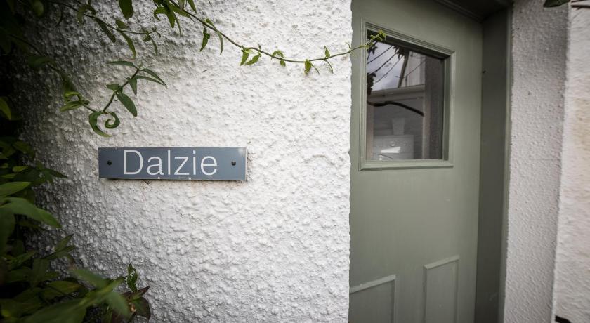Dalzie photo
