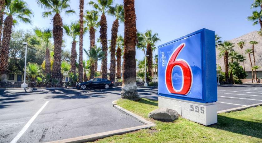 Motel 6-Palm Springs, CA - East - Palm Canyon photo