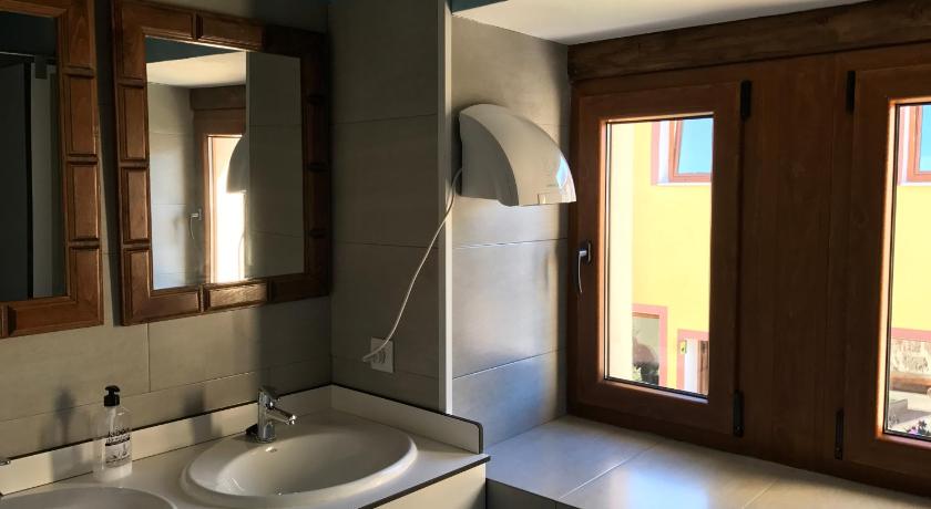 Albergue Orion photo