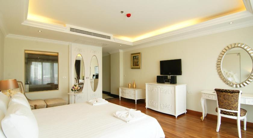 Image of Deluxe Double Bed 14