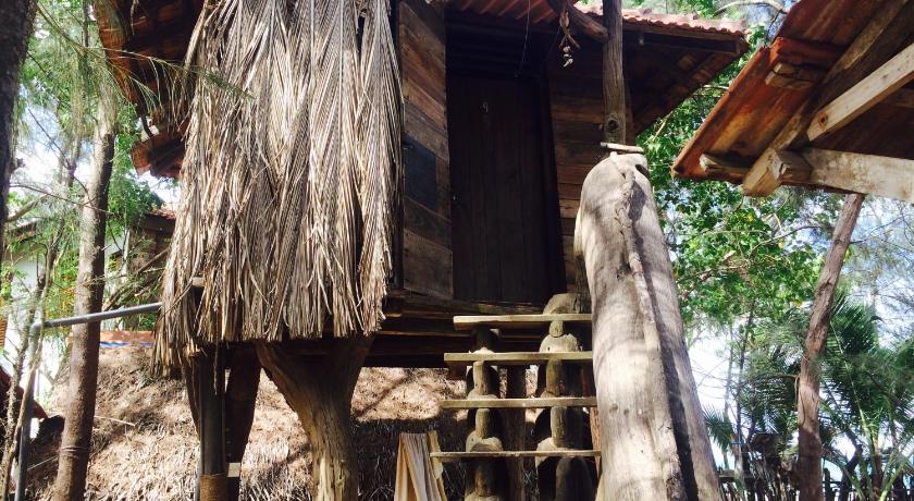 Image of Double Room in Tree House With Sea View 2