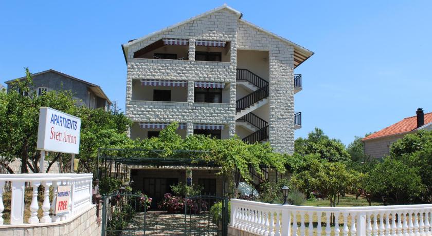 Apartments Sveti Anton