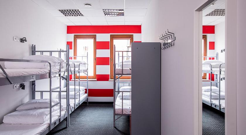 Inbed Hostel — Hotel in Warsaw