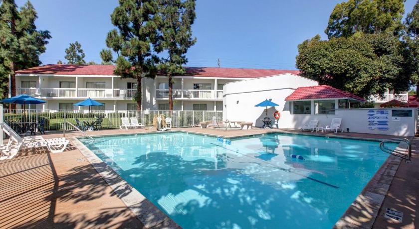 Motel 6-Santa Ana, CA - Irvine - Orange County Airport