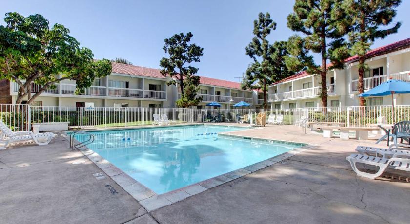 Motel 6-Santa Ana, CA - Irvine - Orange County Airport