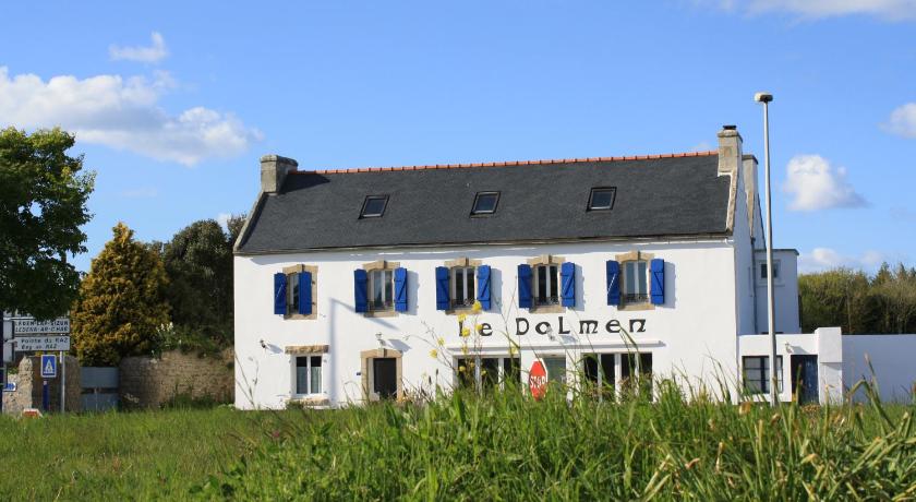 Le Dolmen