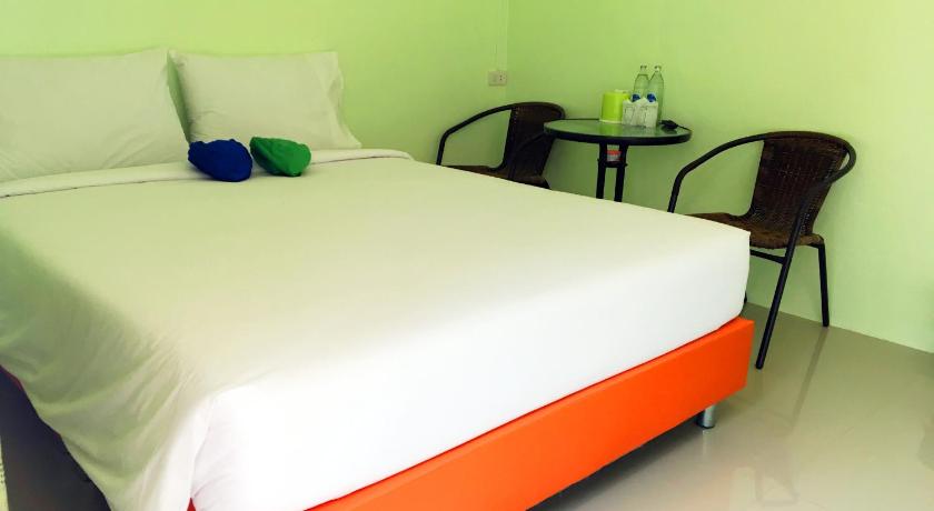Guestroom, Go Green Resort in Chumphon