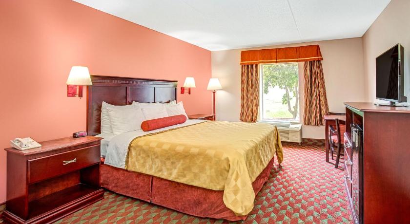 Ramada by Wyndham Murfreesboro